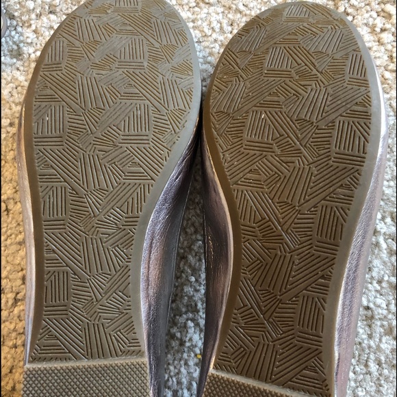 3/$25 Sale Falls Creek Metallic Ballet Flats, 7M - Picture 6 of 6